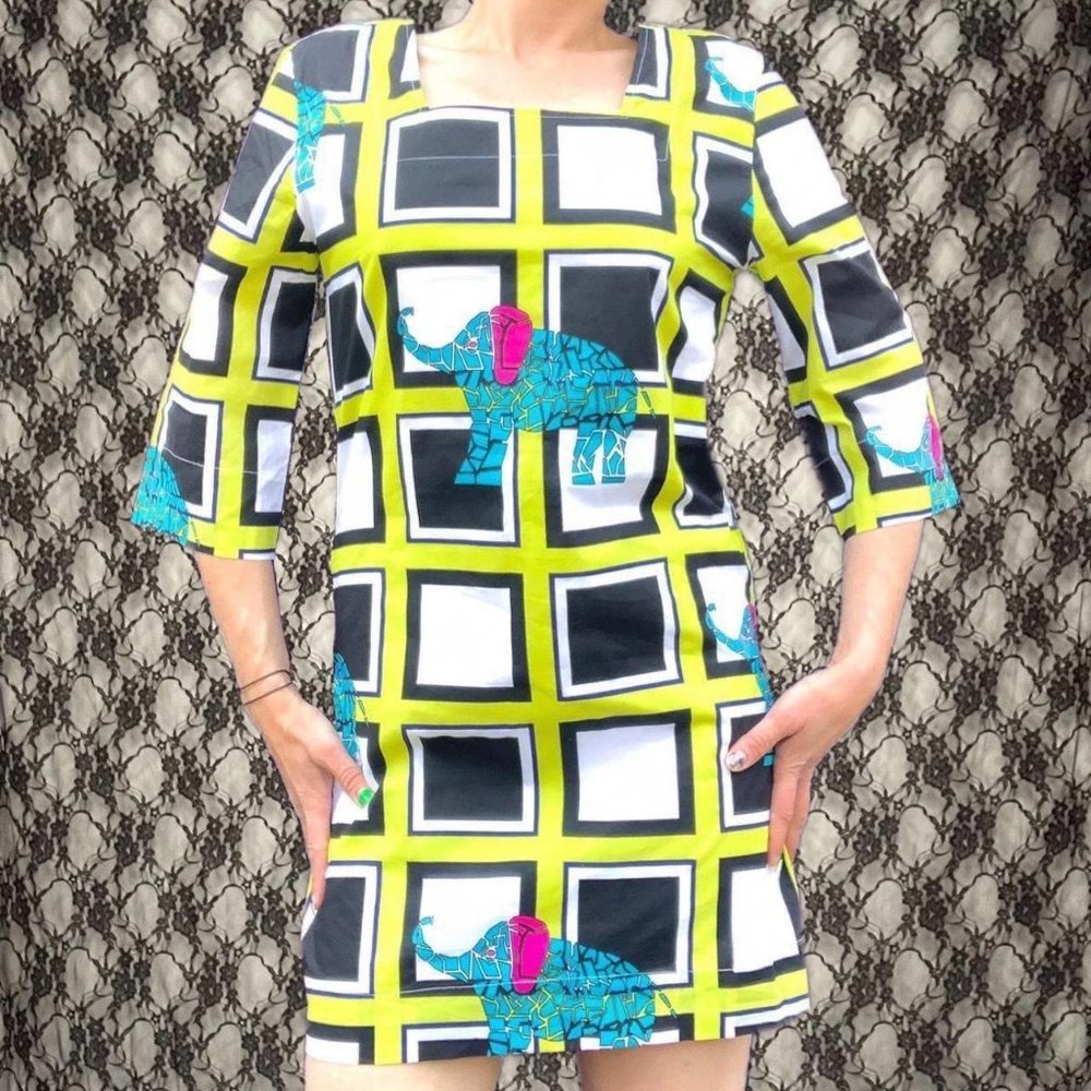 geometric checkered elephant print square neck mini shift dress tracy negoshian